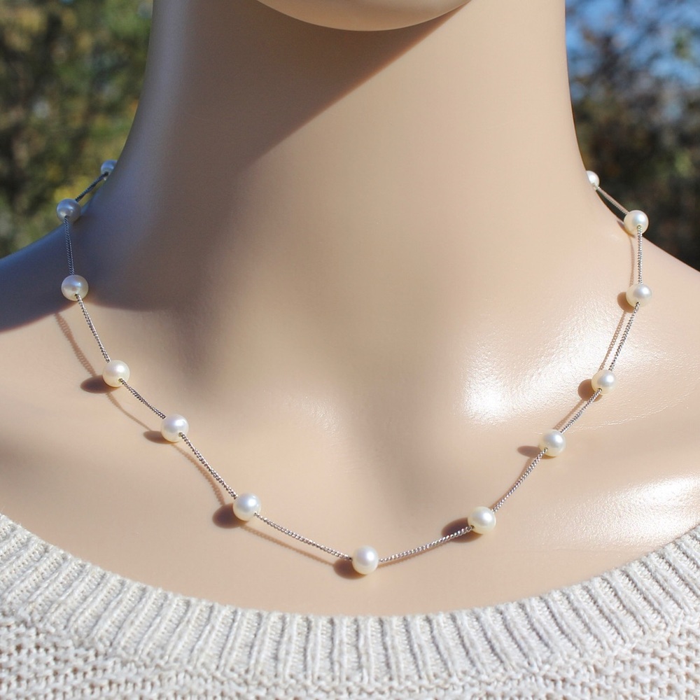 Vintage Genuine Pearl 14K White Gold Station Necklace Floating Tin Cup Pearls